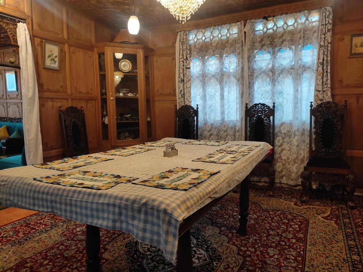 Luxury Scotland Srinagar (Jammu and Kashmir) Luaran gambar